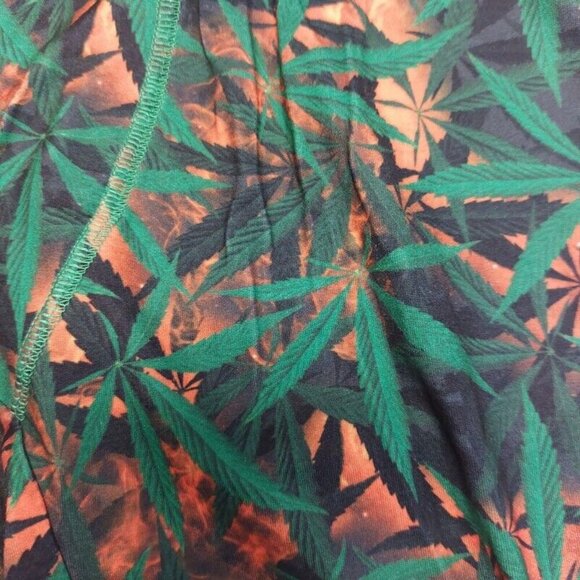 Mens Size S CANA BURNING Soft Touch Adult Boxer Briefs Hypnocrazy Green Multi - Picture 3 of 5